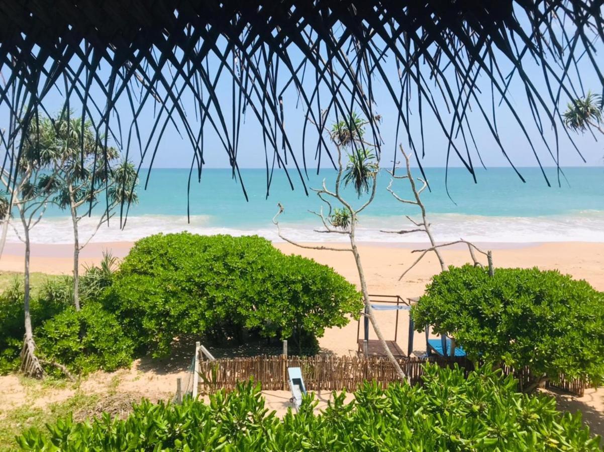 Blue Ocean Resort Netolpitiya Buitenkant foto