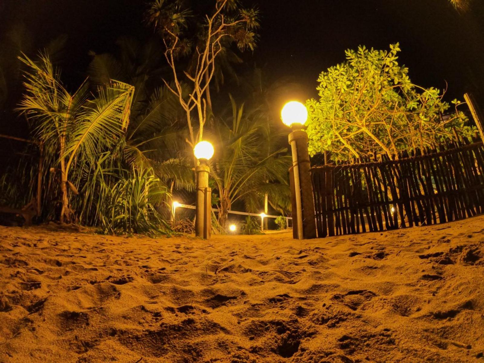 Blue Ocean Resort Netolpitiya Buitenkant foto