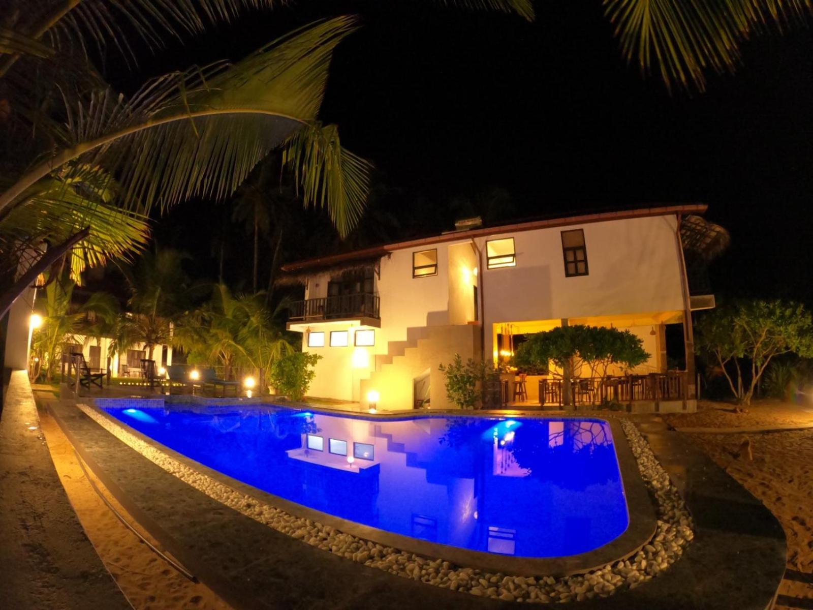 Blue Ocean Resort Netolpitiya Buitenkant foto