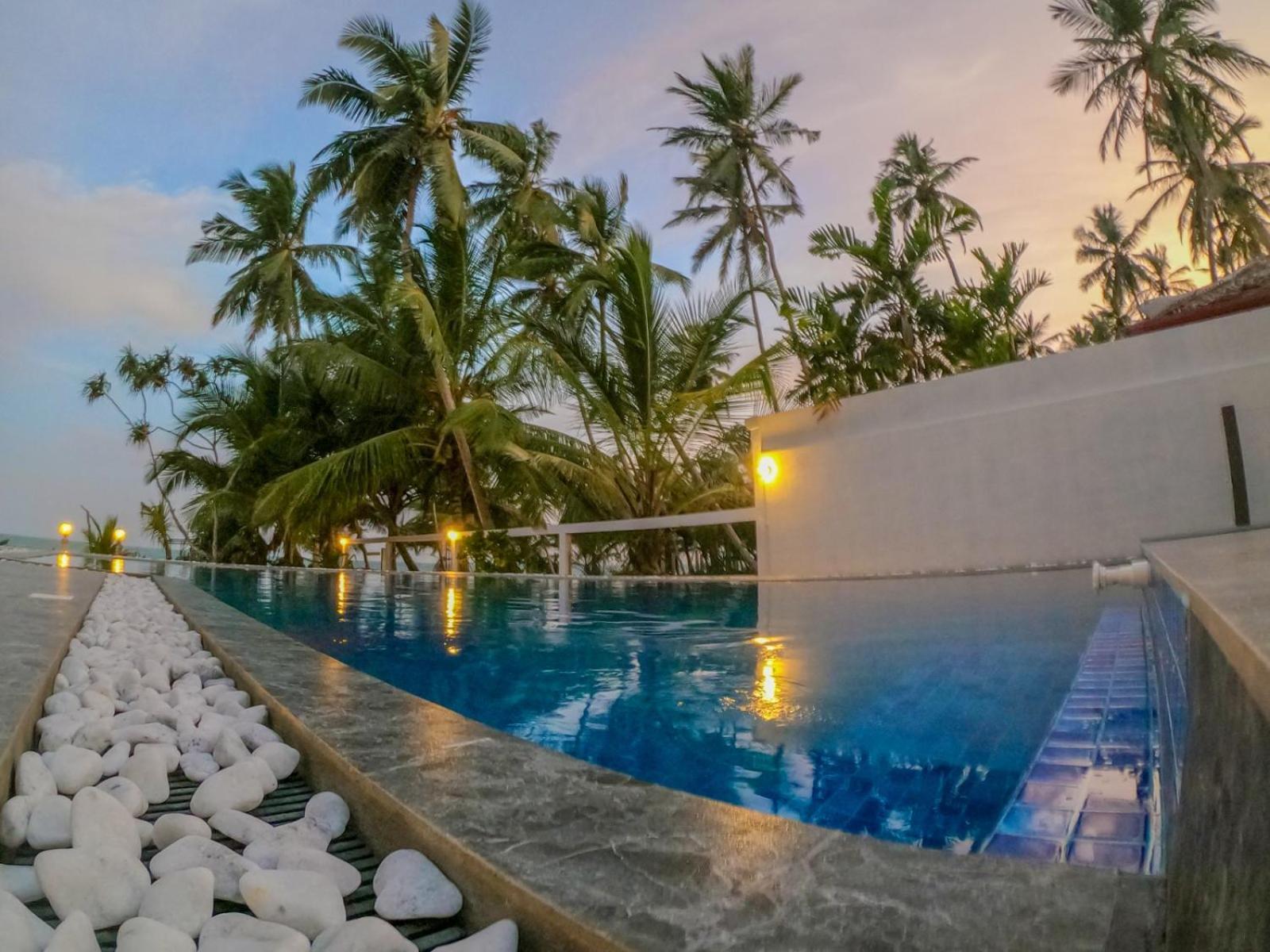 Blue Ocean Resort Netolpitiya Buitenkant foto