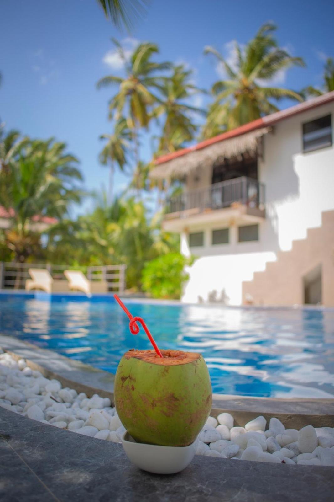 Blue Ocean Resort Netolpitiya Buitenkant foto