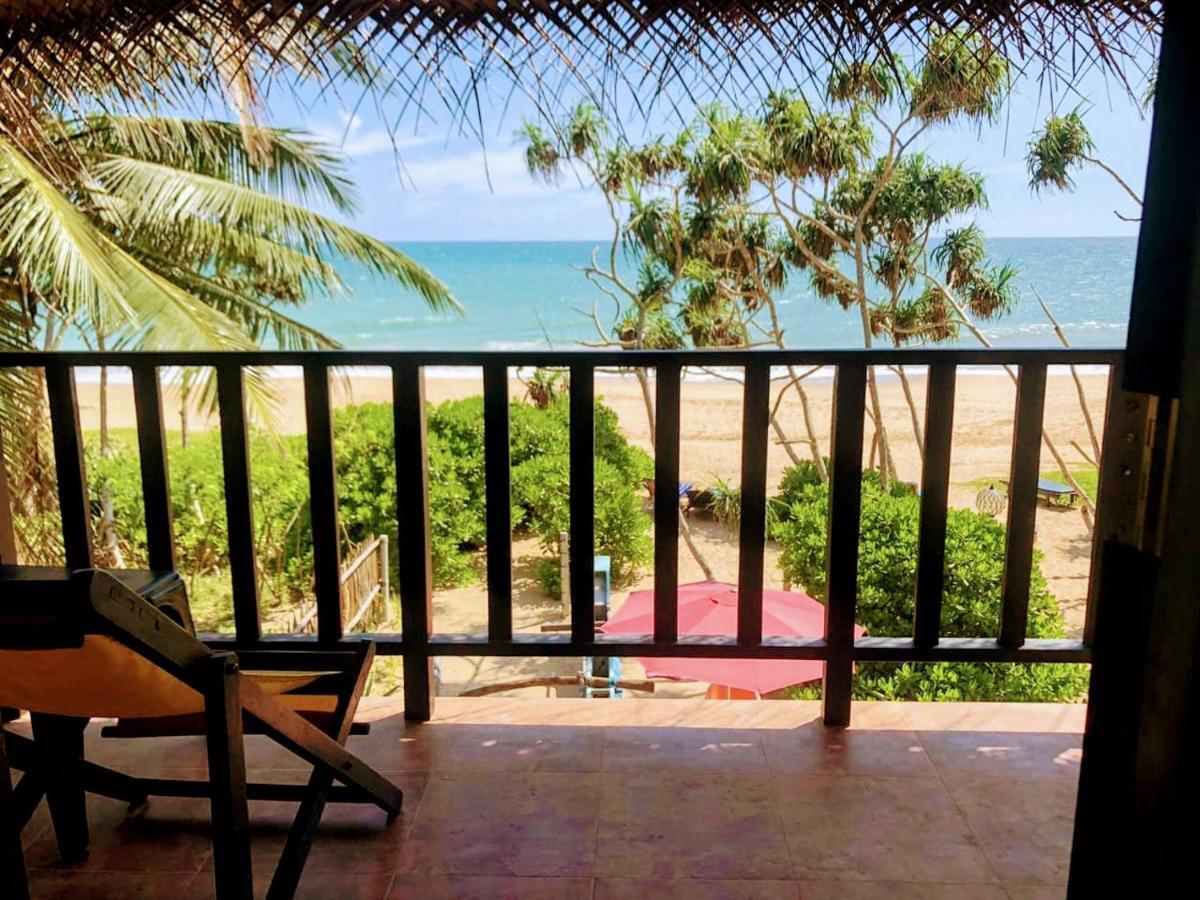 Blue Ocean Resort Netolpitiya Buitenkant foto
